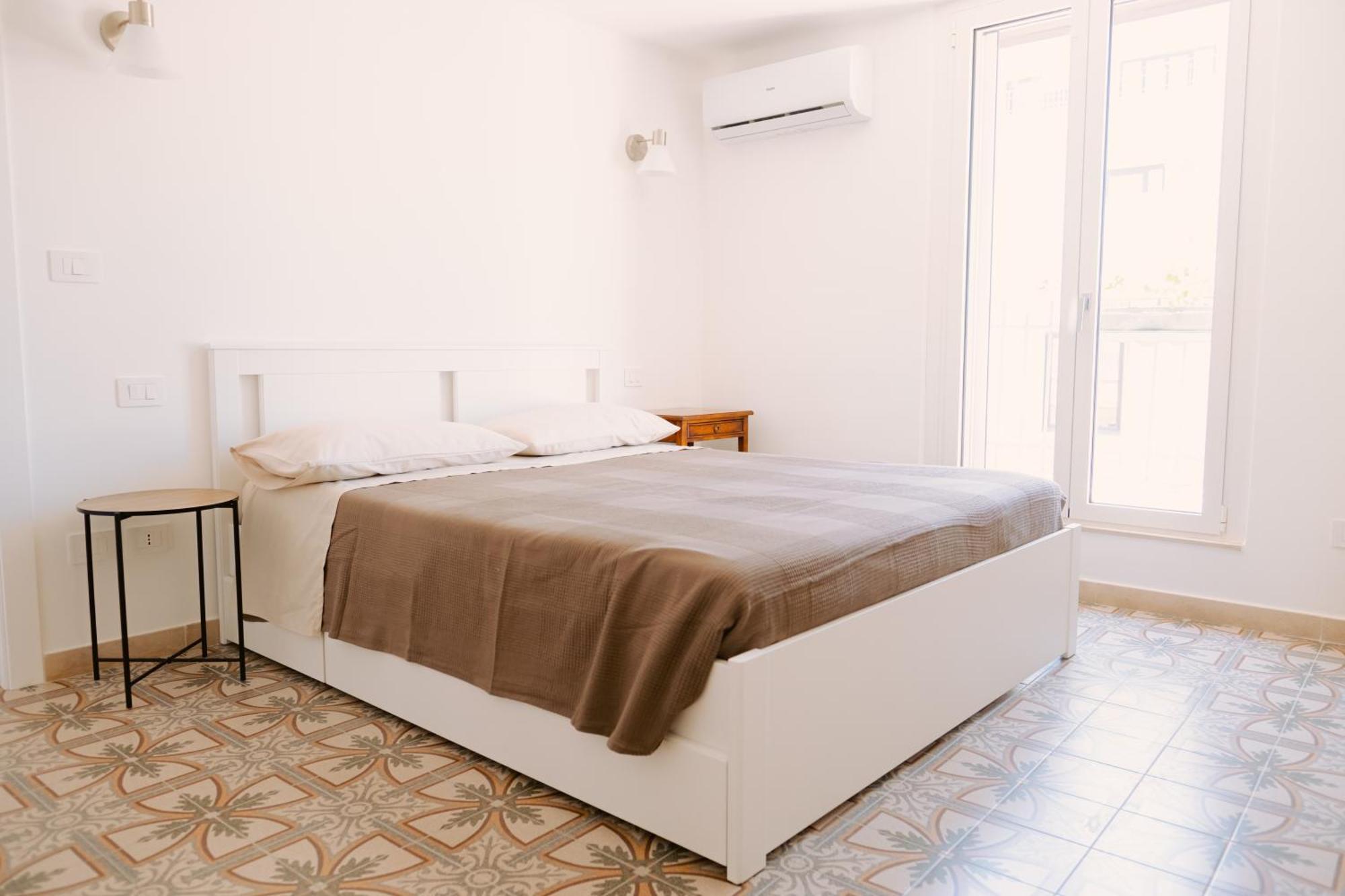 Casa Antonia - Terrace & Suites Bari Eksteriør billede