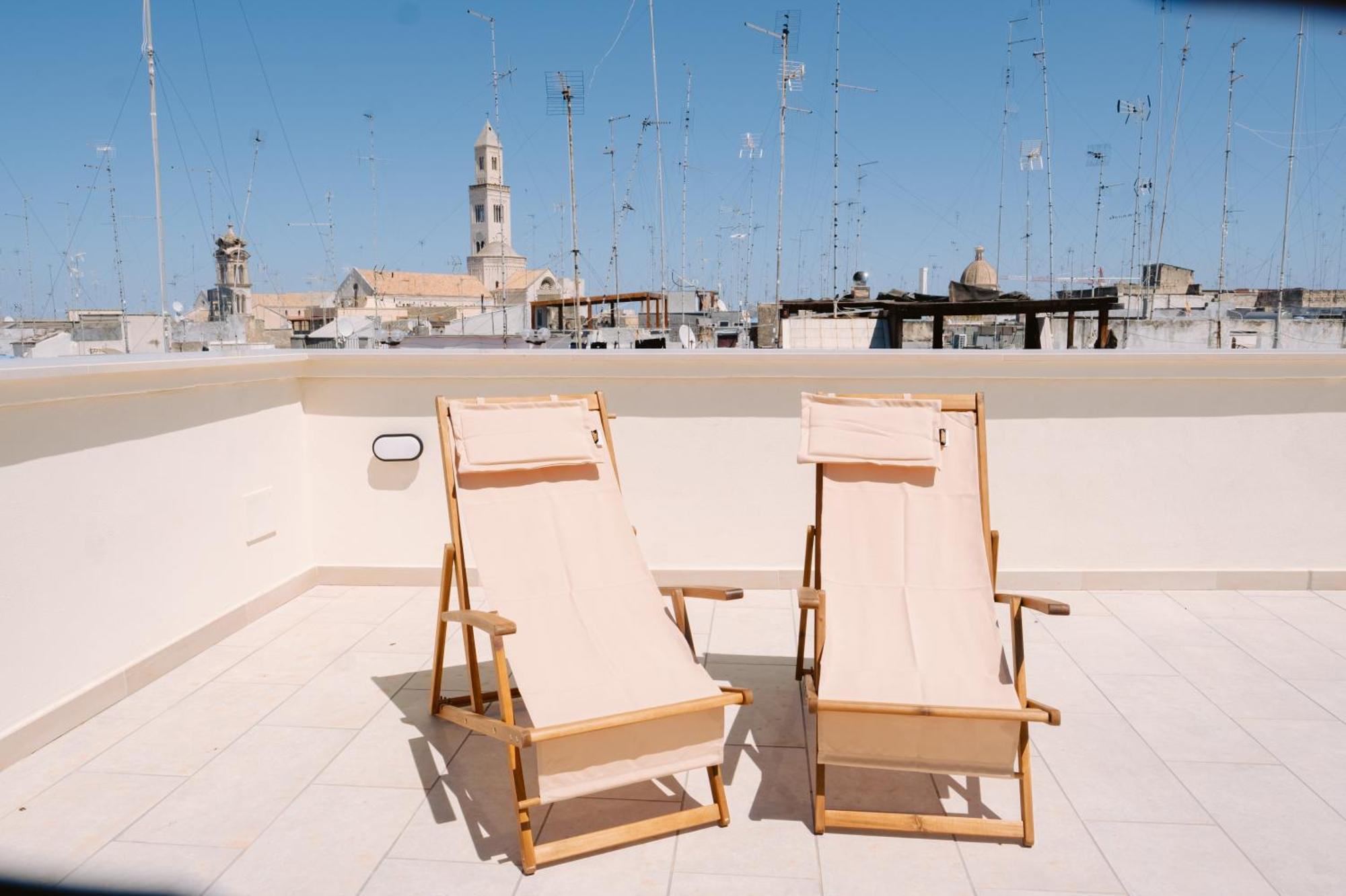Casa Antonia - Terrace & Suites Bari Eksteriør billede