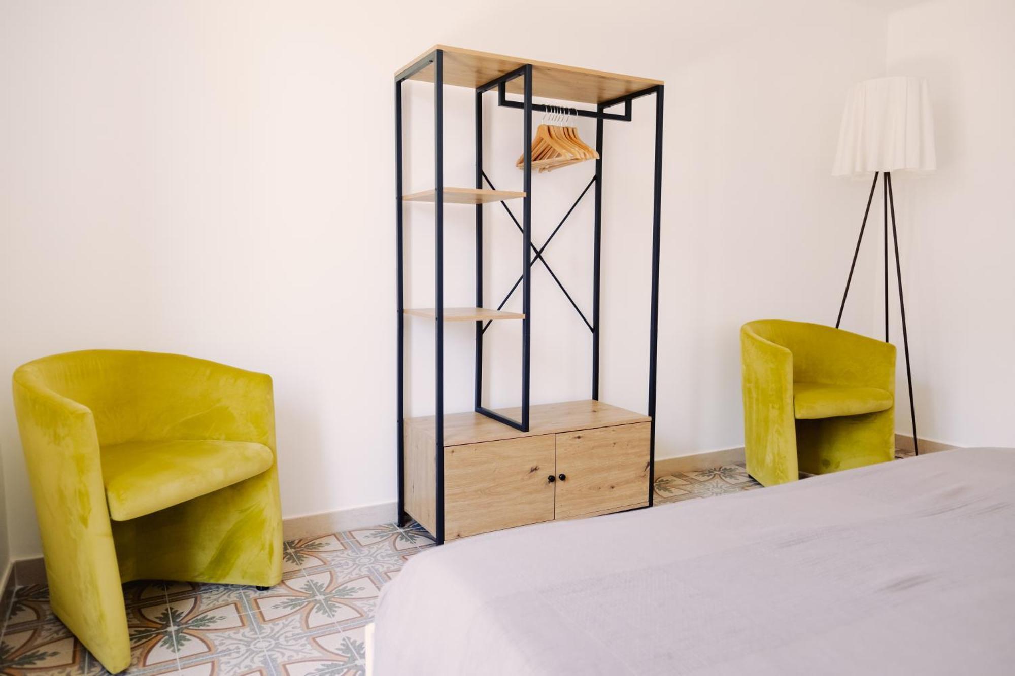 Casa Antonia - Terrace & Suites Bari Eksteriør billede
