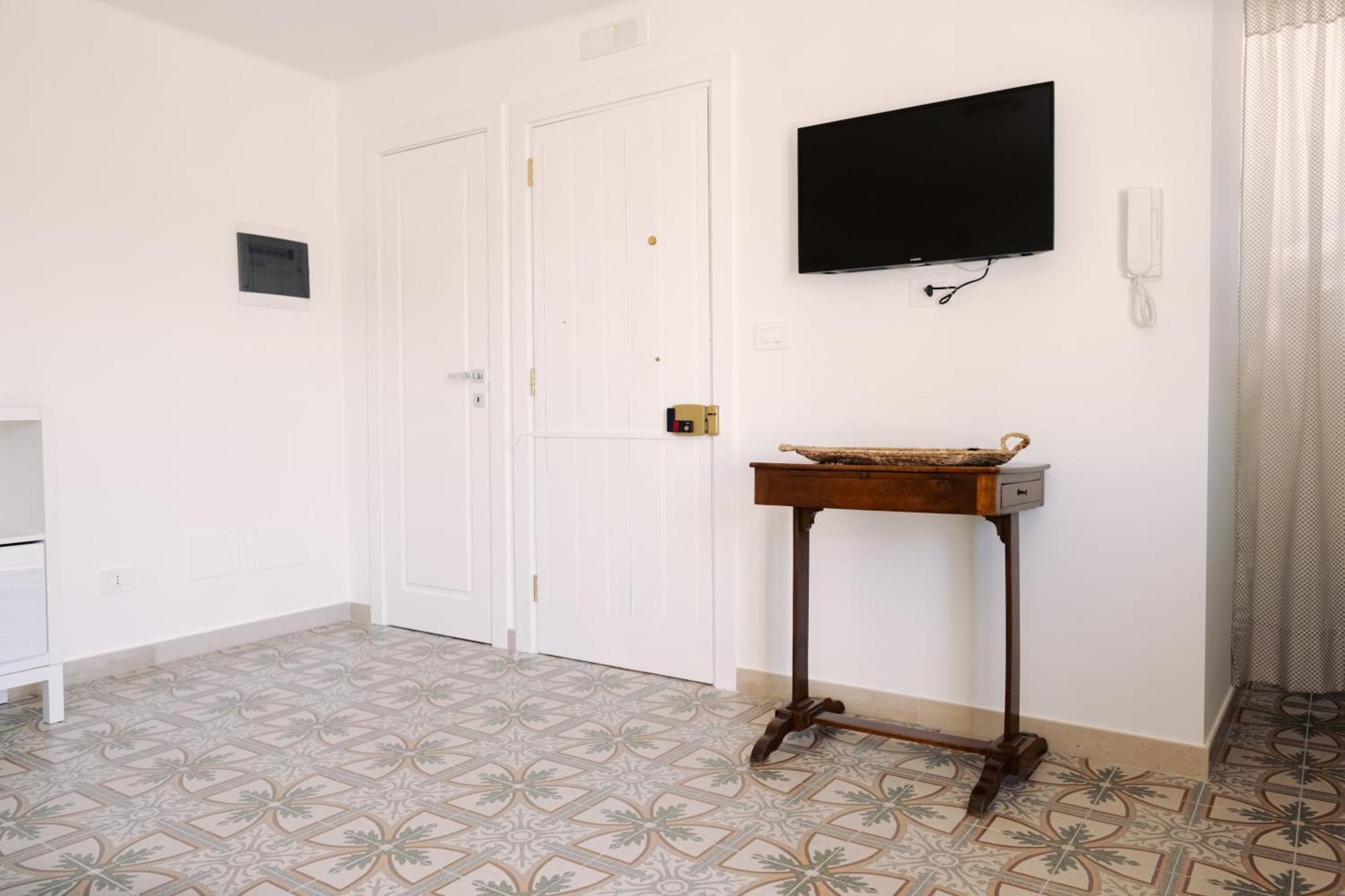 Casa Antonia - Terrace & Suites Bari Eksteriør billede